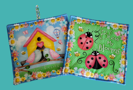 Cheerful Pot Holders