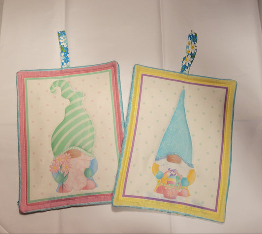 Gnome pot holders